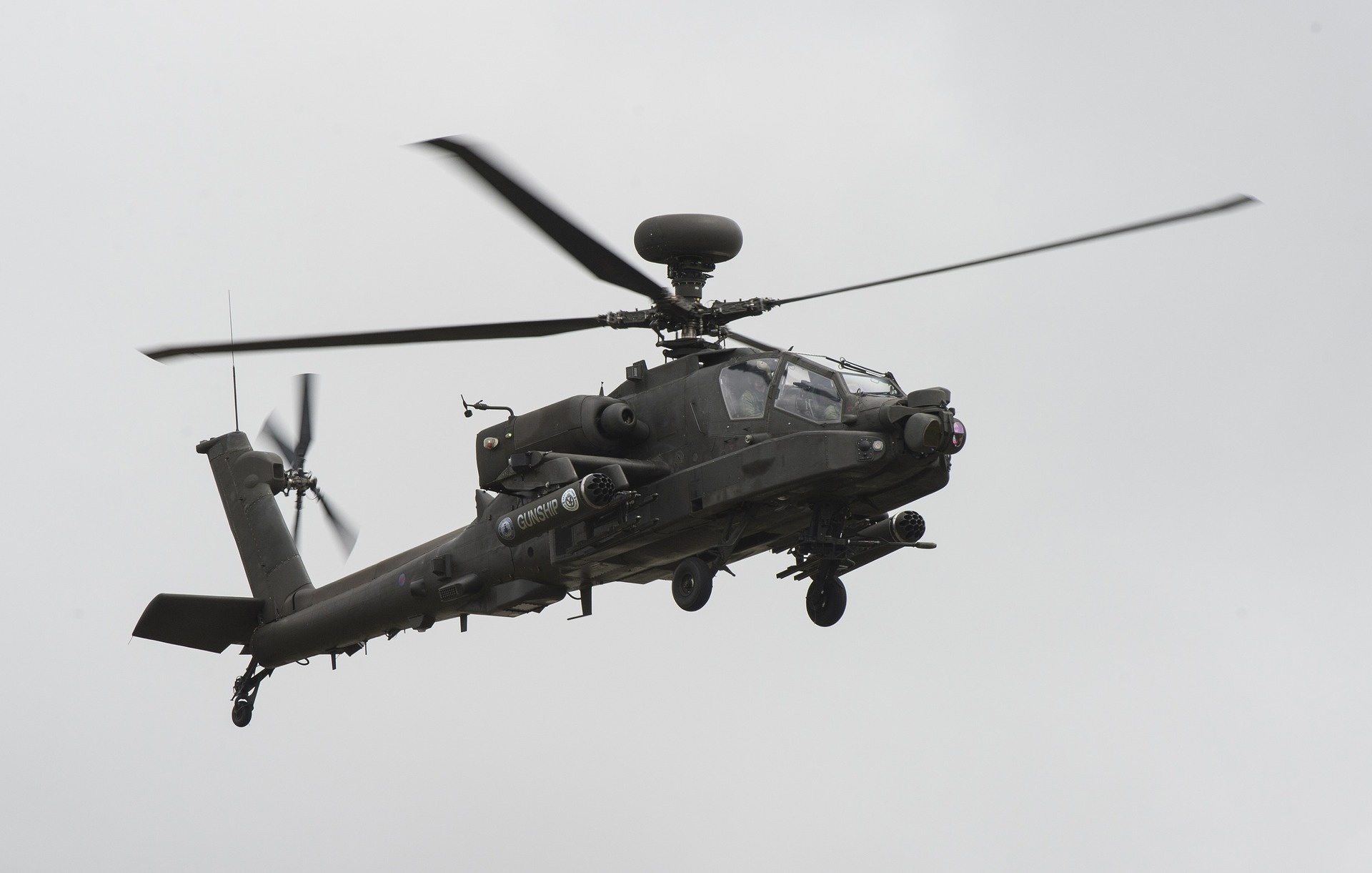 ah-64d-2510889_1920.jpg