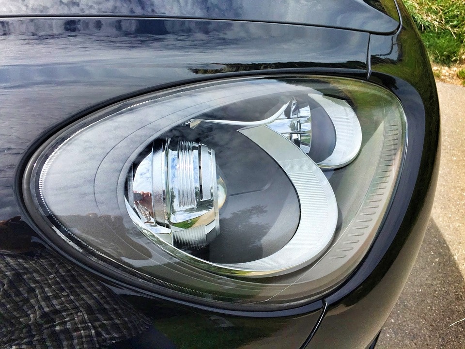 porsche-826386_960_720.jpg