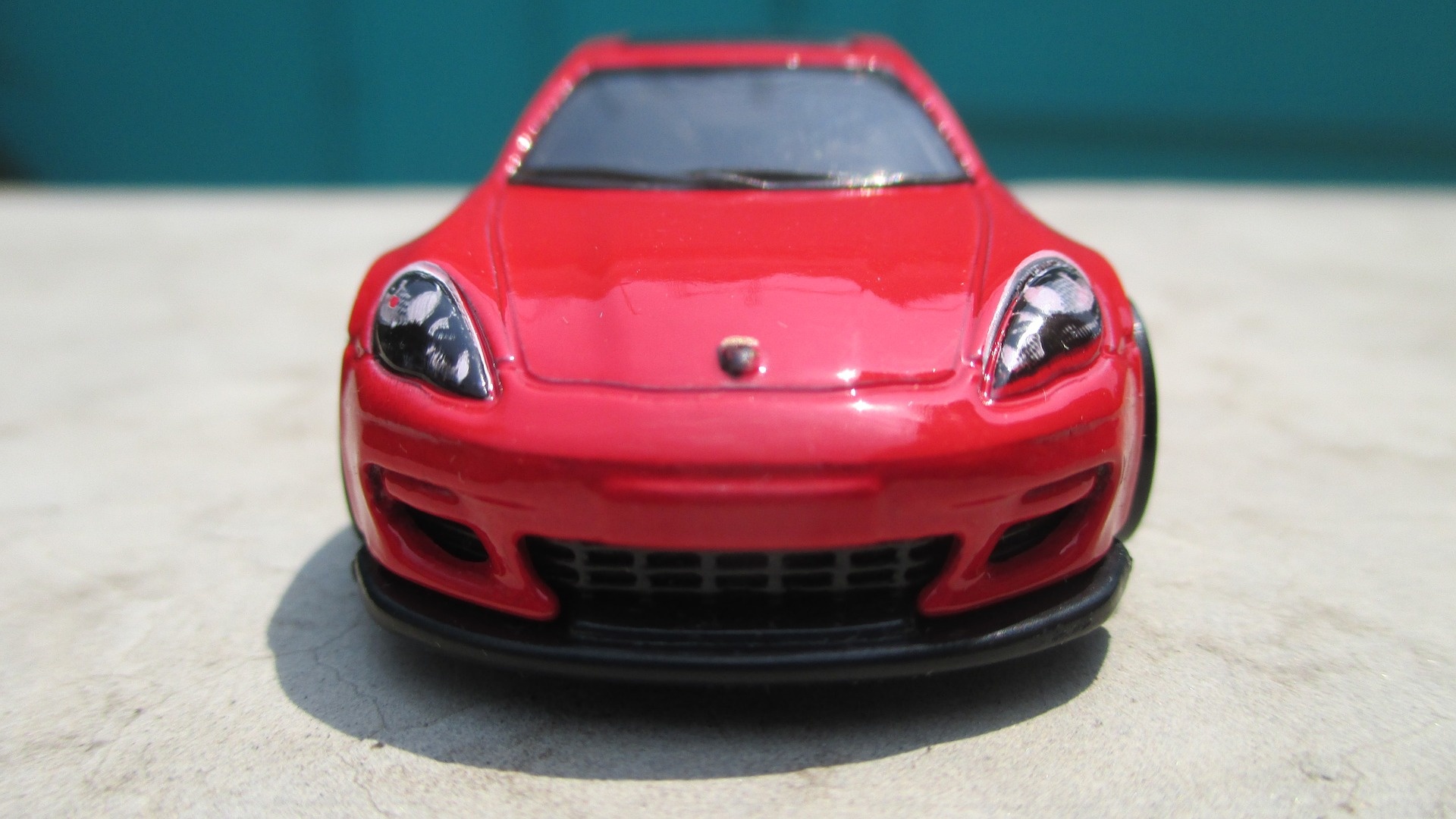 car-2252653_1920.jpg