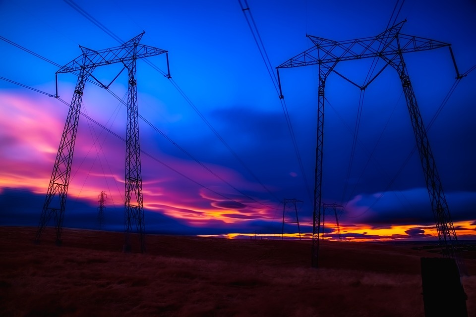 power-lines-2647424_960_720.jpg