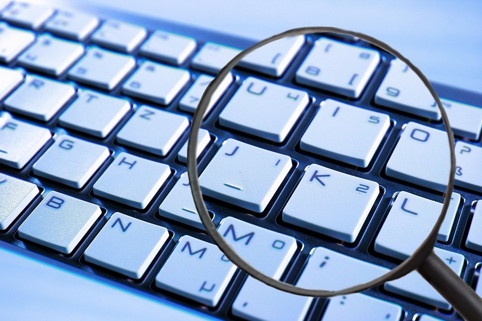 spyware-2319403_960_720.jpg