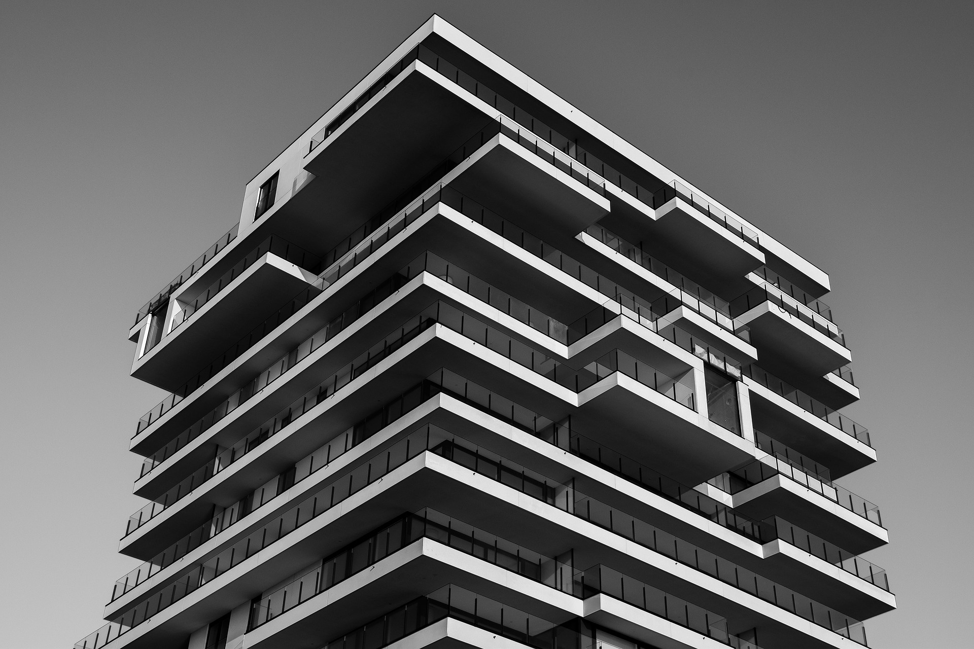apartment-1853196_1920.jpg