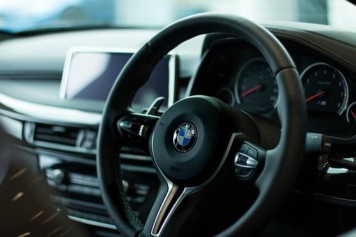 bmw-2964072__340.jpg