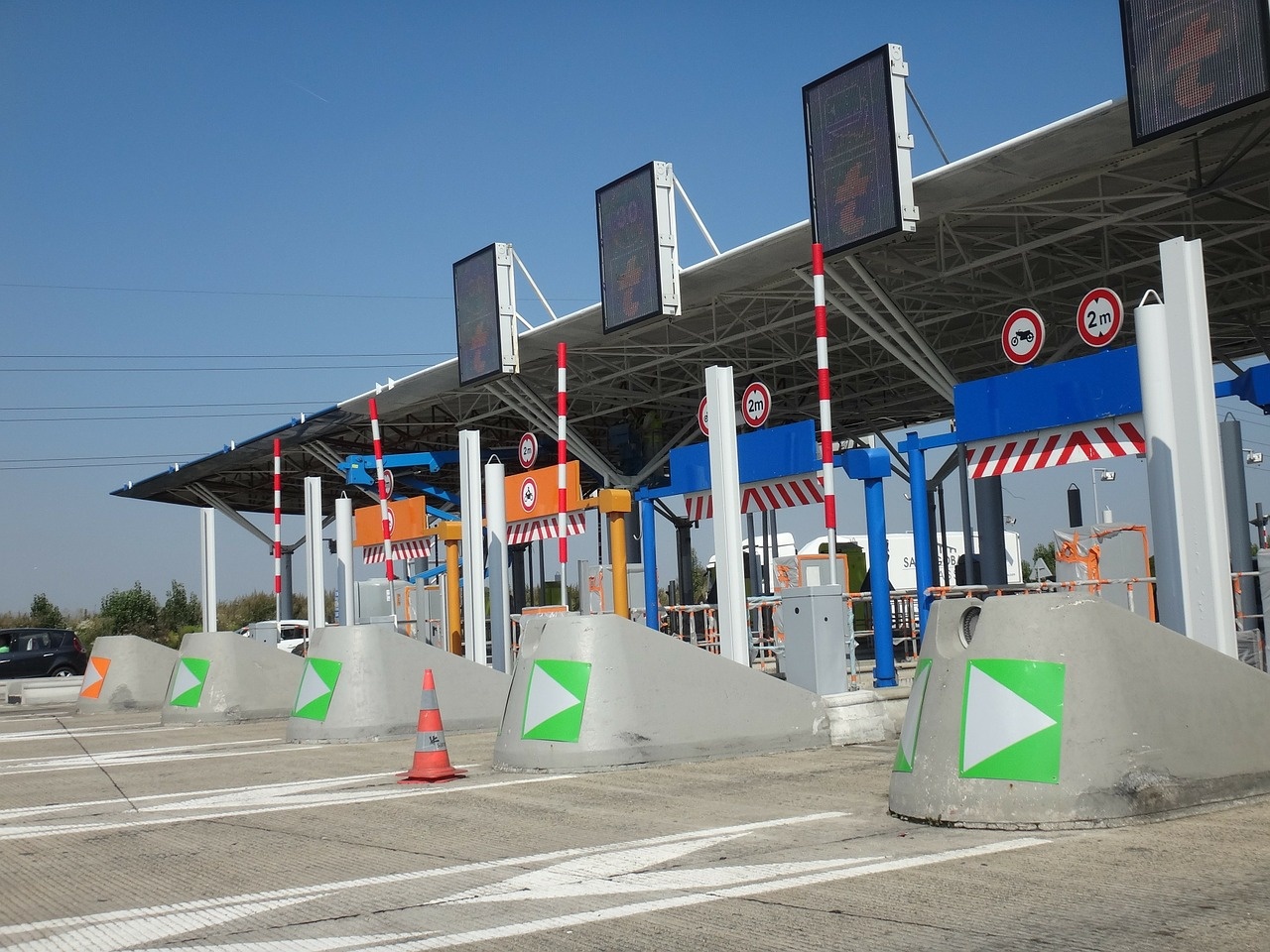 toll-179971_1280.jpg