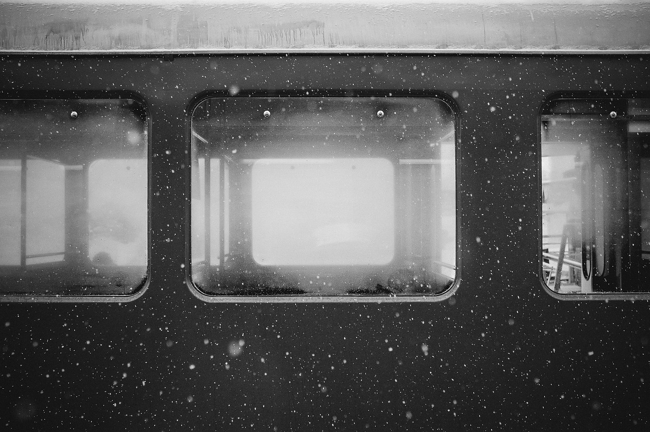 train-569323_1280.jpg