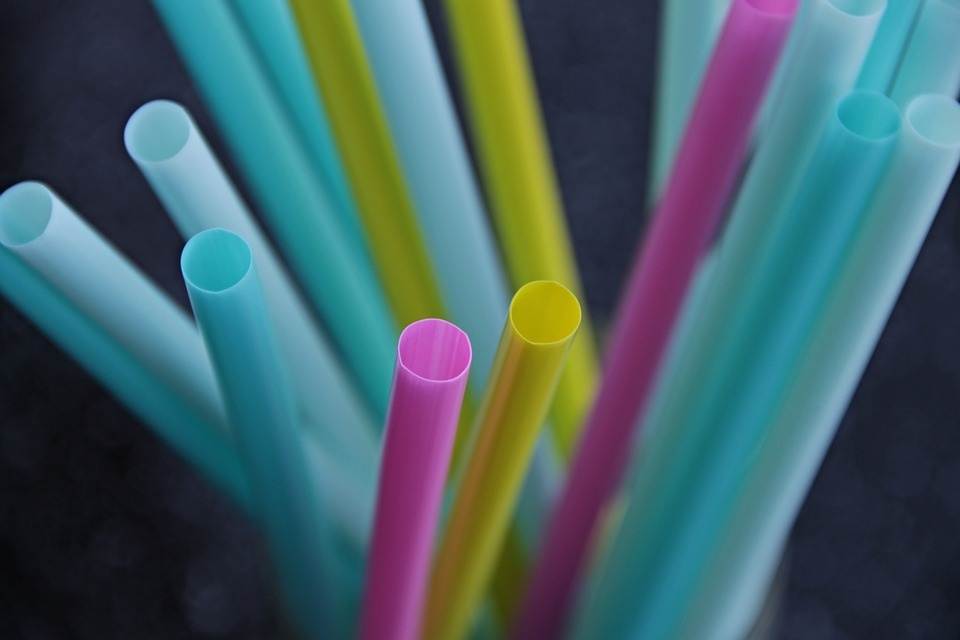 straws-3193715_960_720.jpg