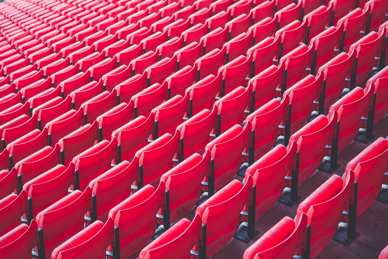 bleachers-1867613_1280 (1).jpg