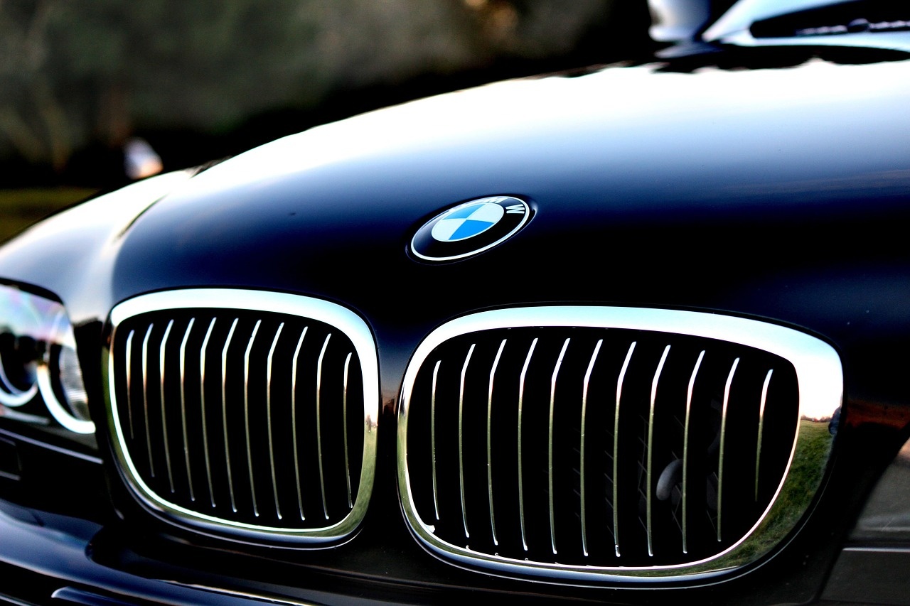 automotive-1838744_1280.jpg