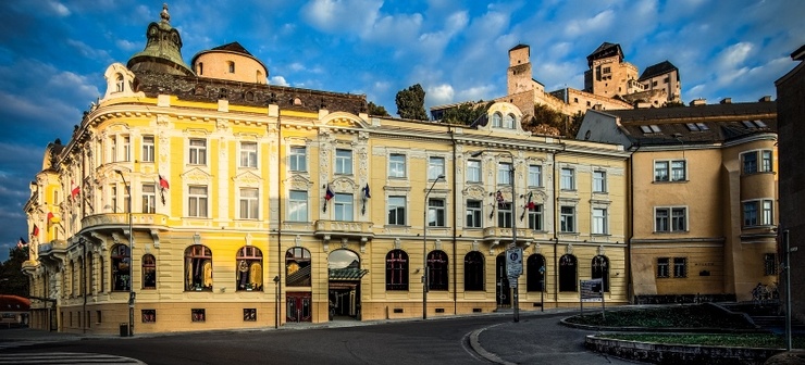 Hotel Elizabeth.jpg