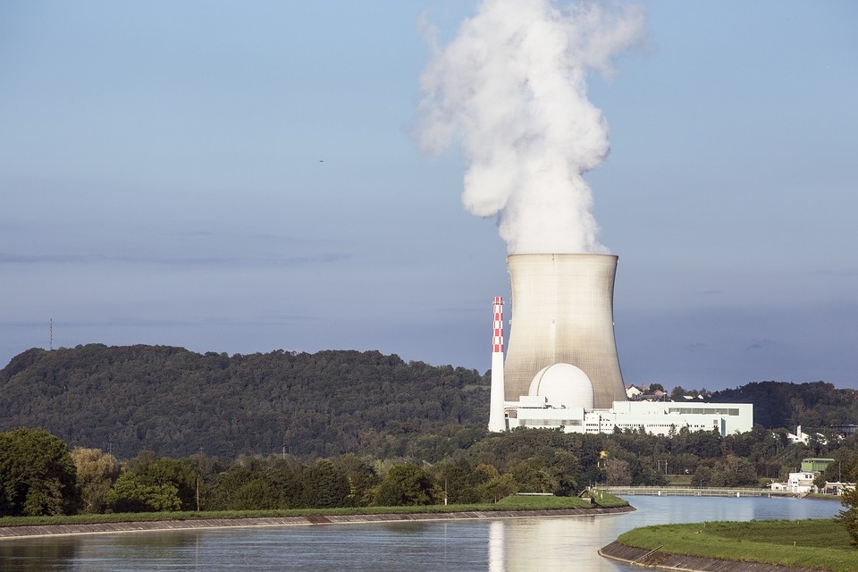power-plant-2899861_960_720.jpg