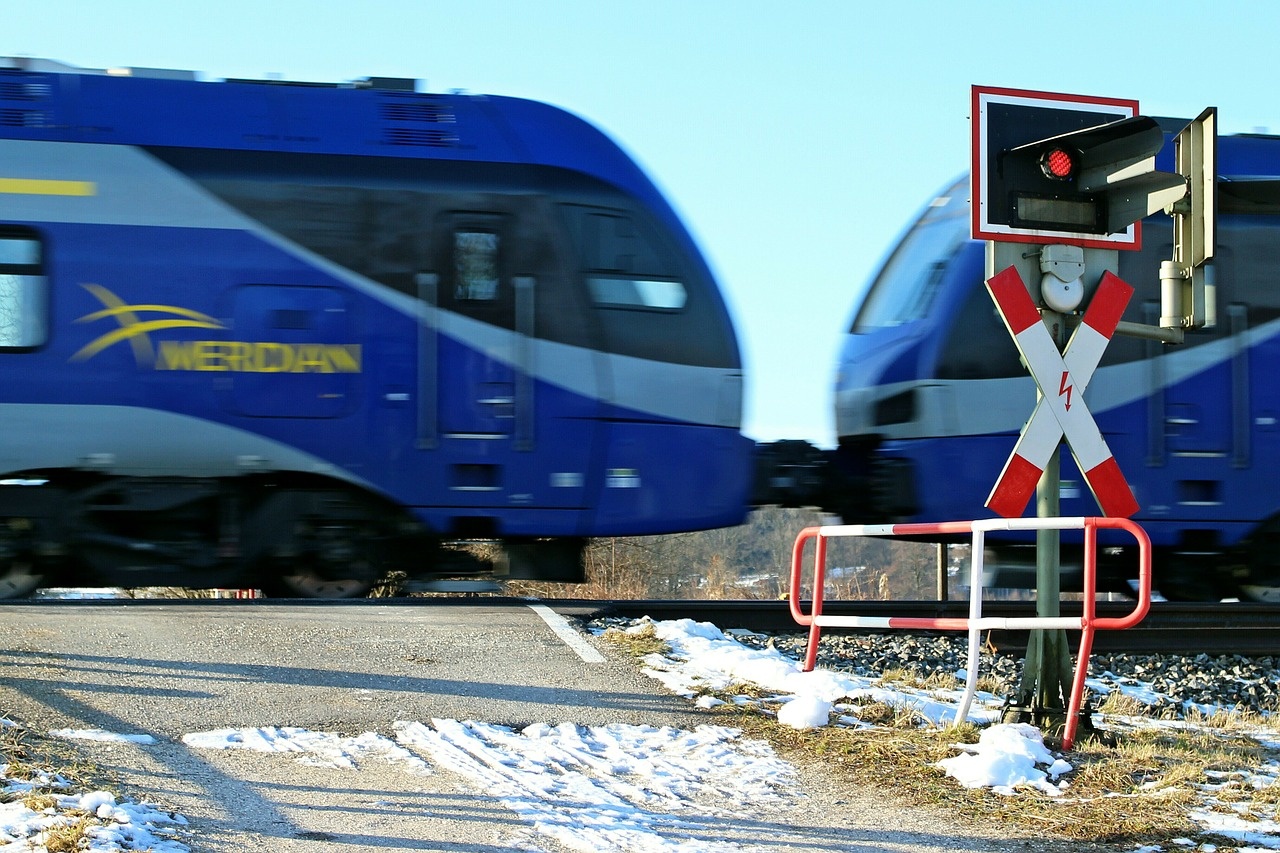 train-254399_1280.jpg