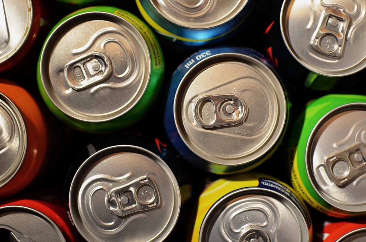 beverage-cans-1058702_1280.jpg