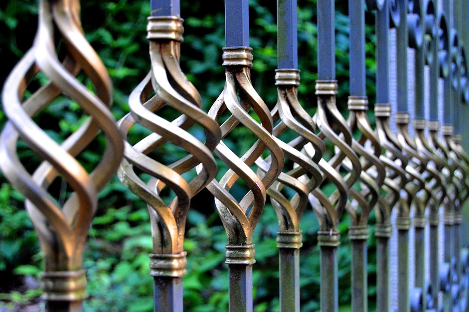 iron-gate-1623303_960_720.jpg