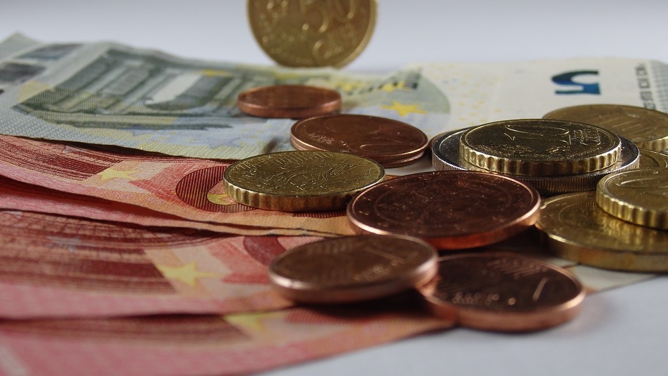 currency-3048083_960_720.jpg