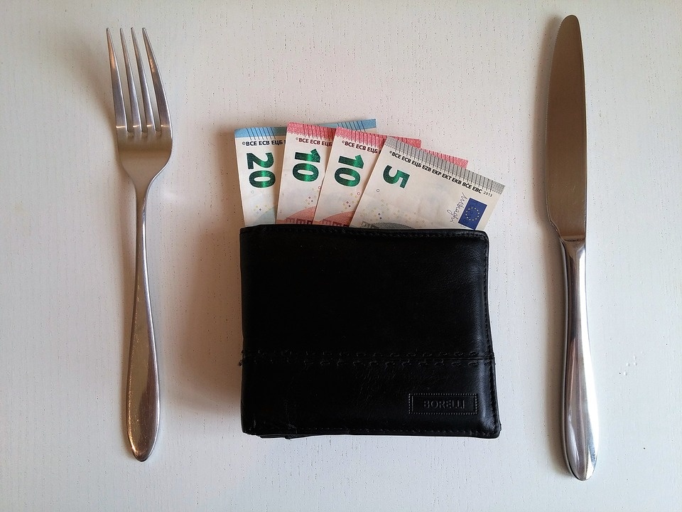 money-2159310_960_720.jpg