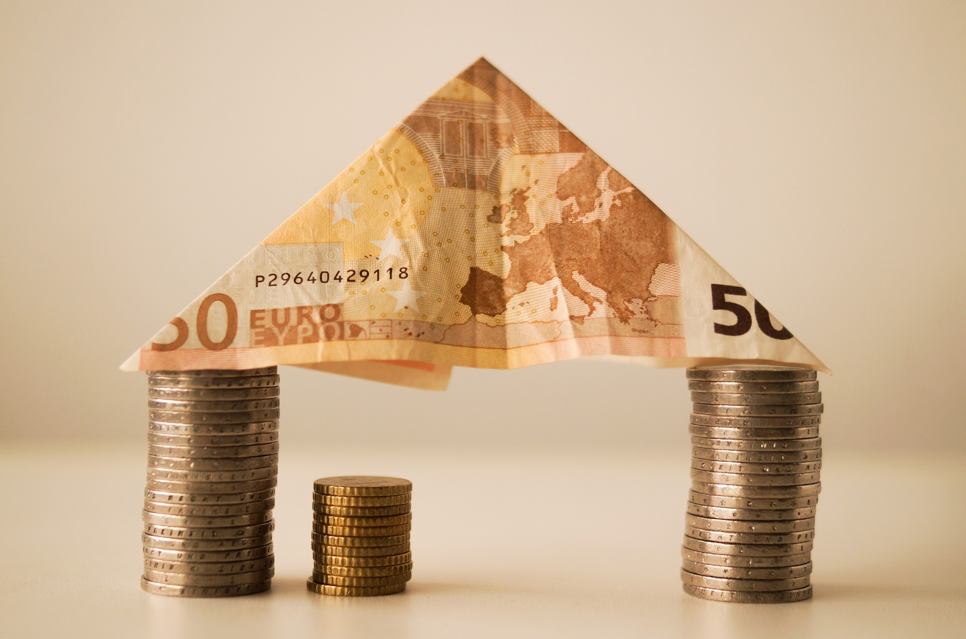 money-1017463_1920.jpg