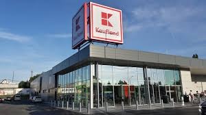 wages, ahojkomarno.sk.jpg