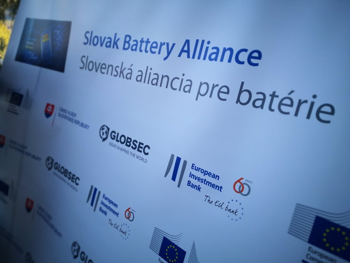 batteries.jpg