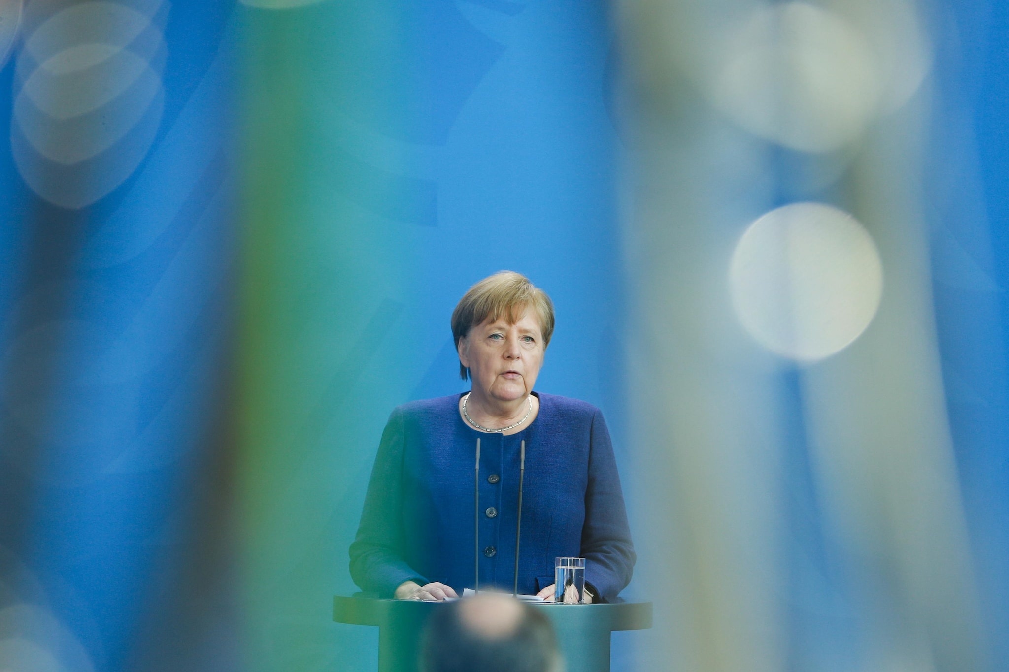 09.04 merkel.jpg
