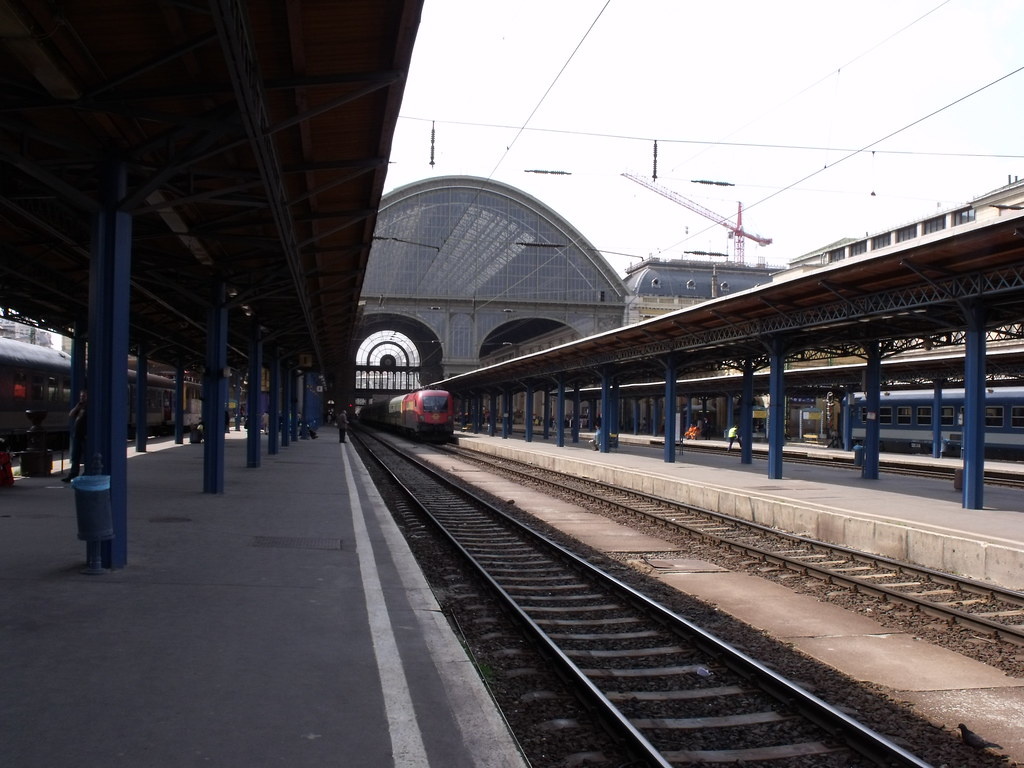 Rail.jpg