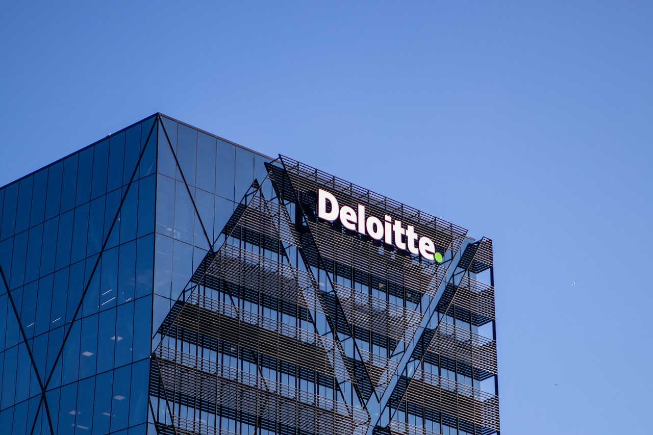 deloitte.jpg