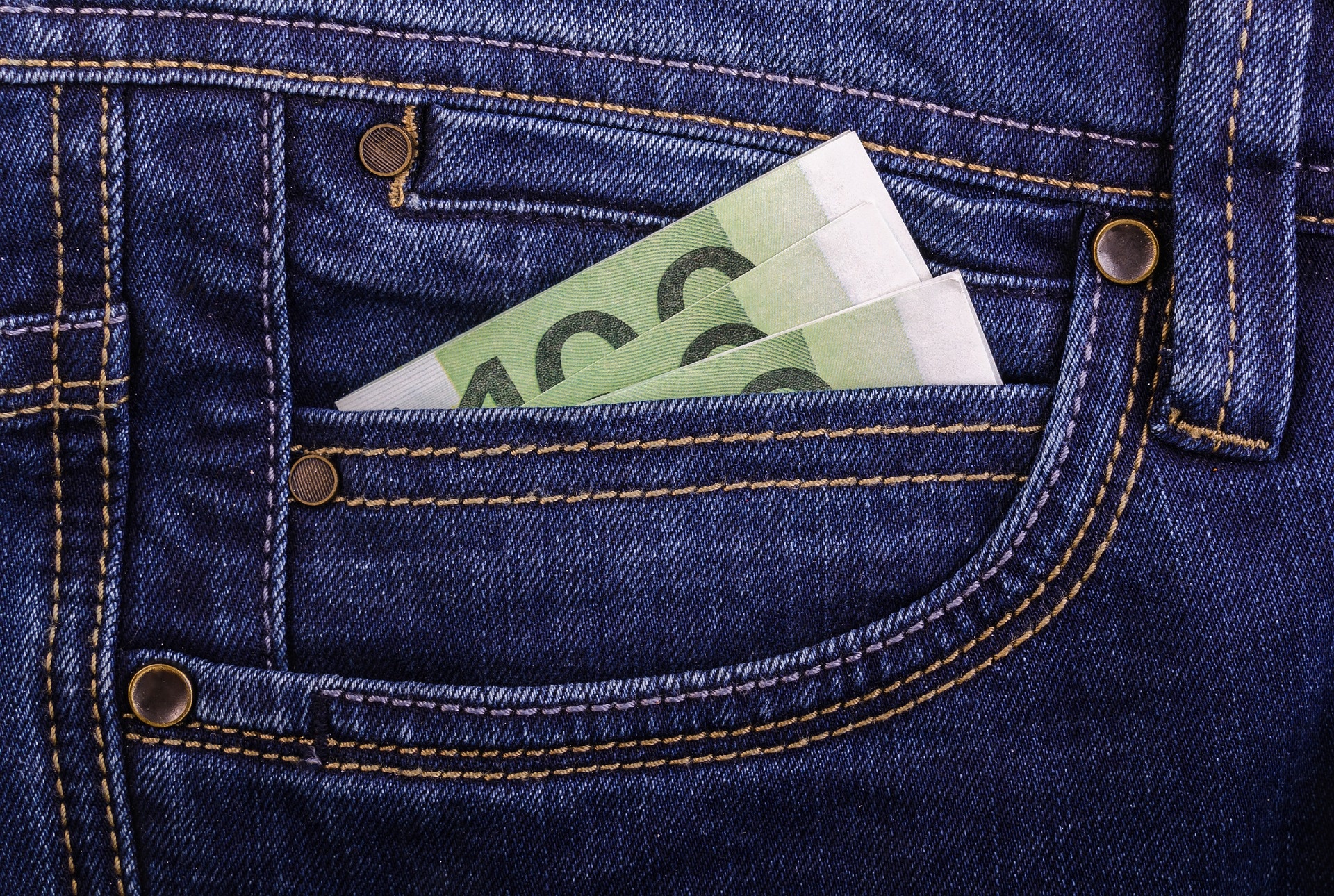 finances-4879009_1920.jpg