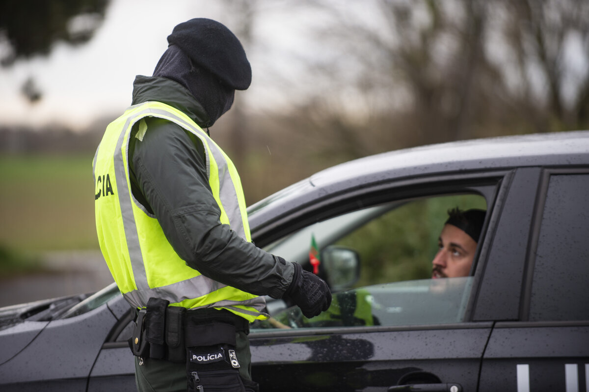 policia kontroly.jpeg