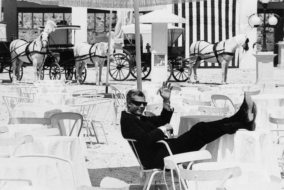 8-e-mezzo-fellini.jpg