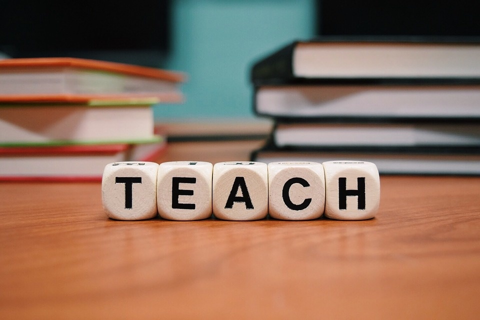 teach-1968076_960_720.jpg