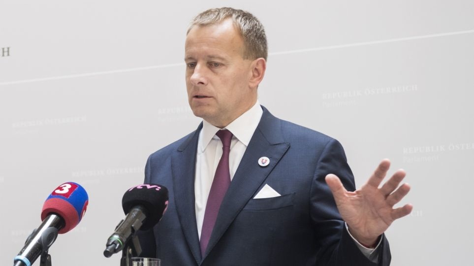 kollar.jpg