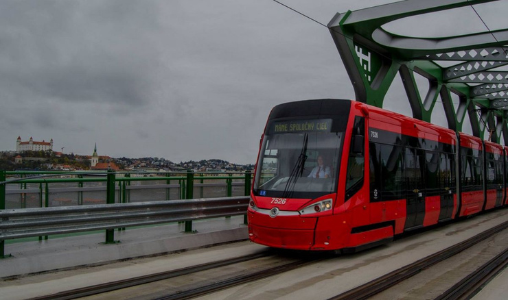tram.jpg