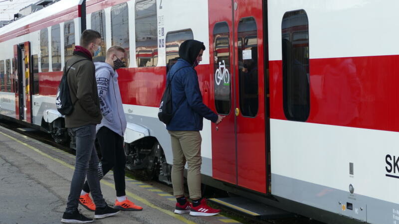 d3c1fd75-f24f-48e9-9367-8da24c667001_01122020zilina-vlak-06744663.jpg