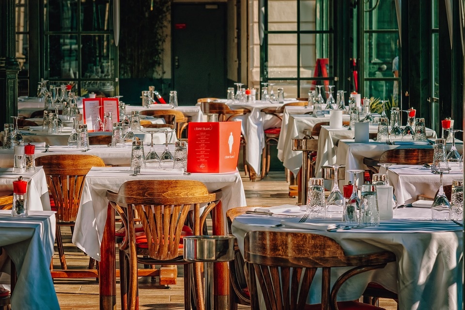 restaurant-3597677_960_720.jpg