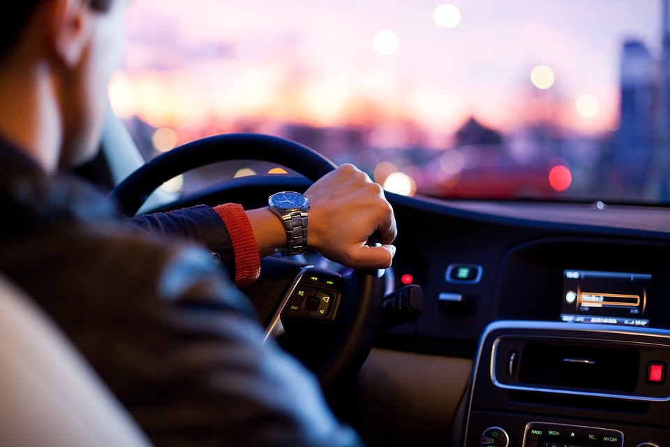 car-1149997_960_720.jpg