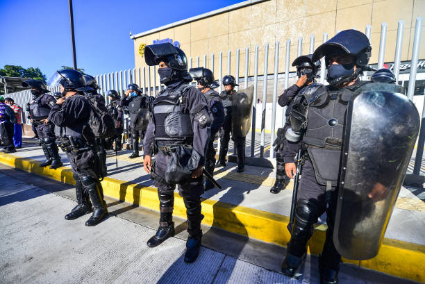polizia 23 luglio.jpg