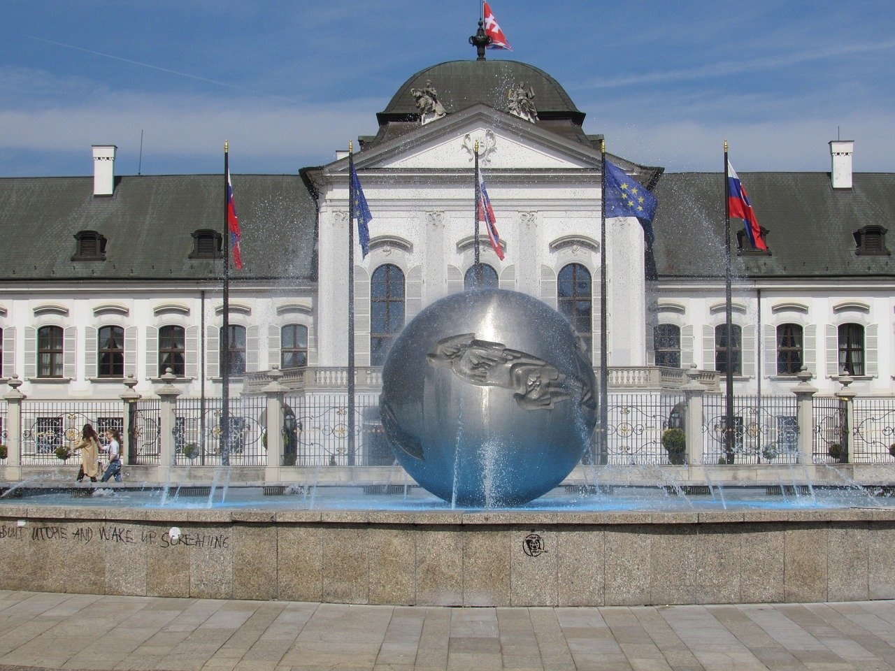 parliament-1339677_1280.jpg