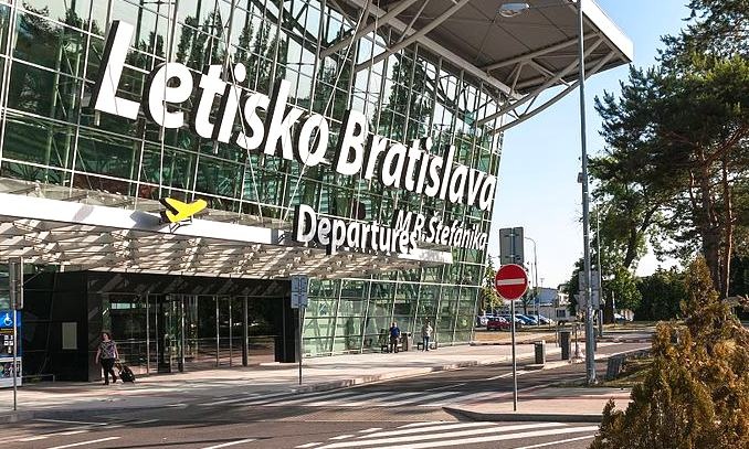 aeroporbratis-bts_wik.jpeg