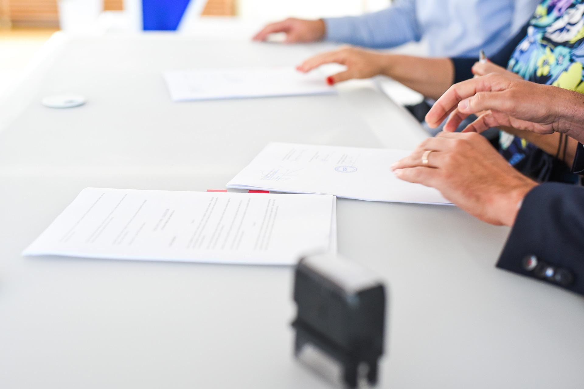 agreement-gdde2868c8_1920.jpg