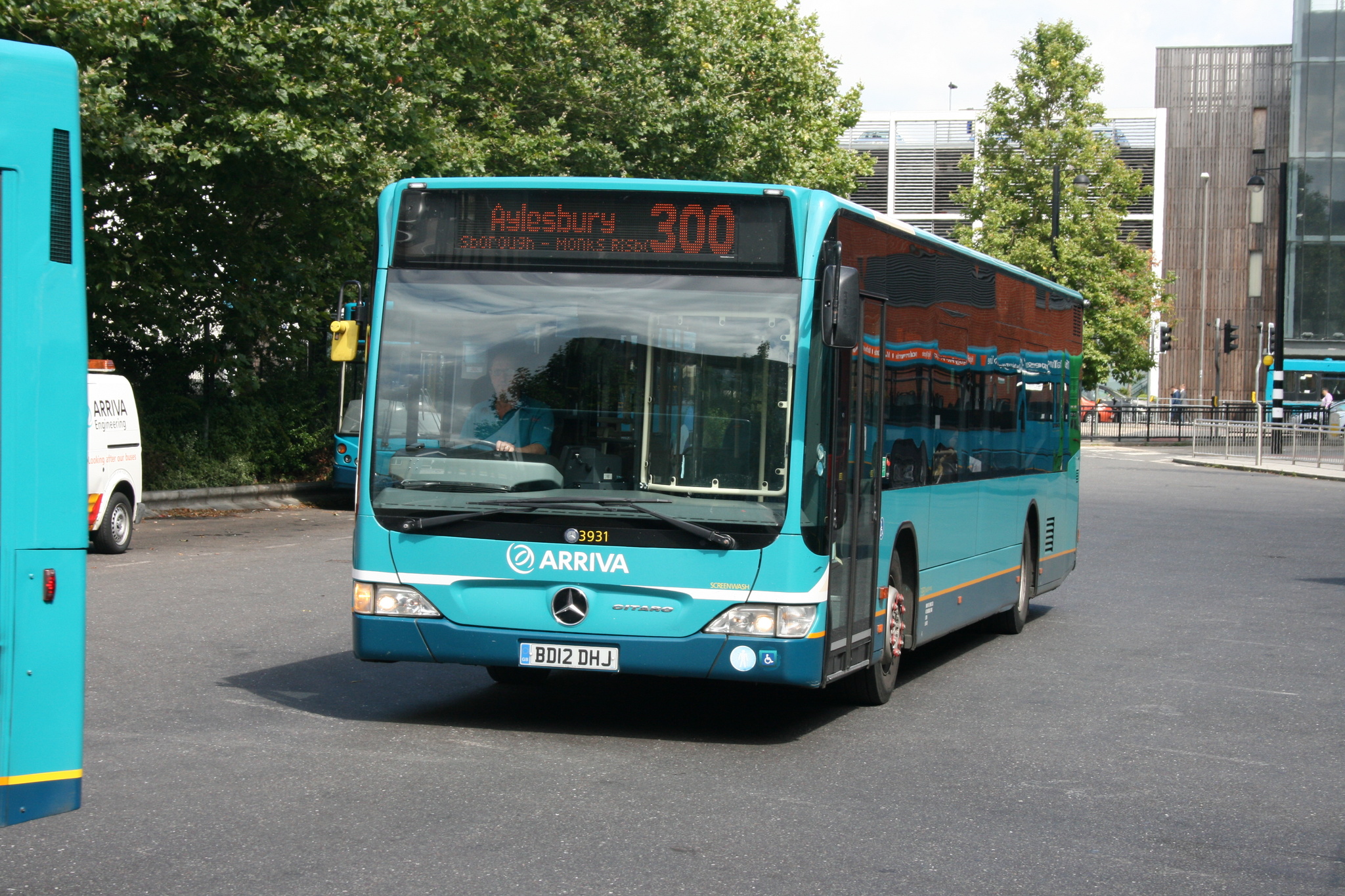 Arriva_Mercedes-Benz_Citaro_(BD12_DHJ).jpg