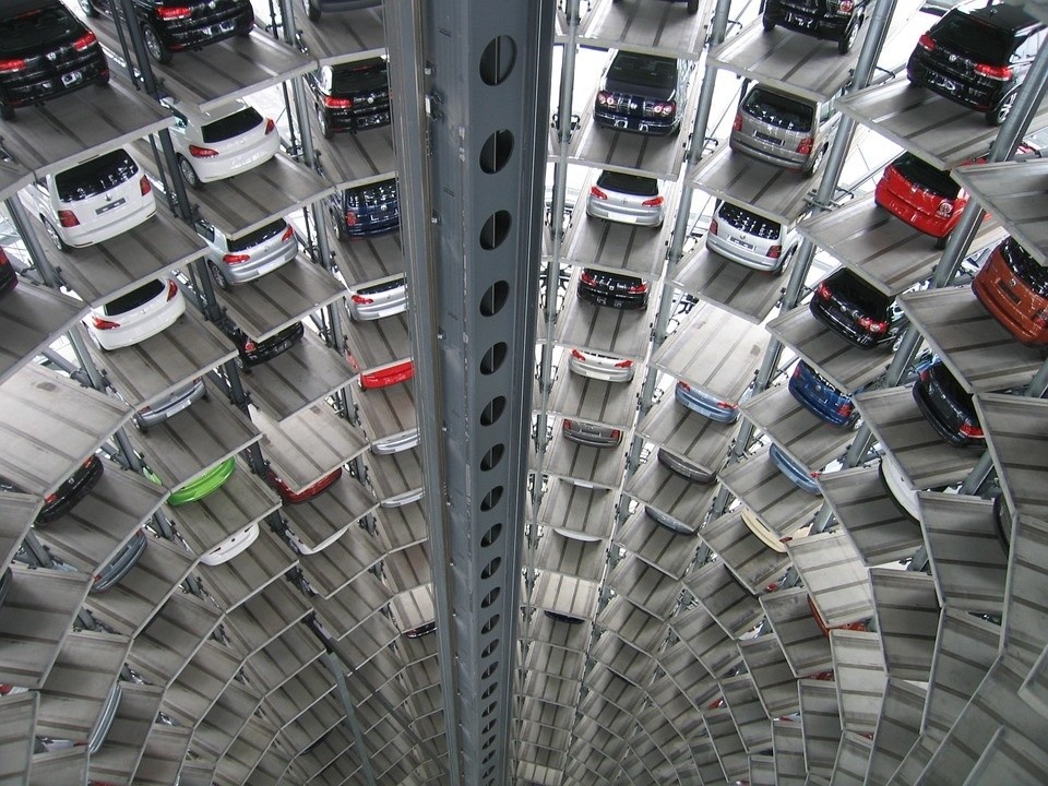 autos-214033-960-720.jpg