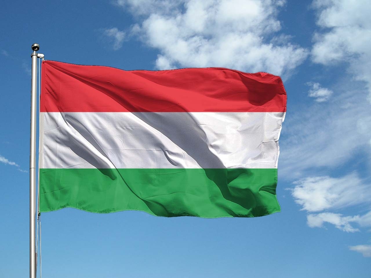 bandiera-ungheria.jpeg