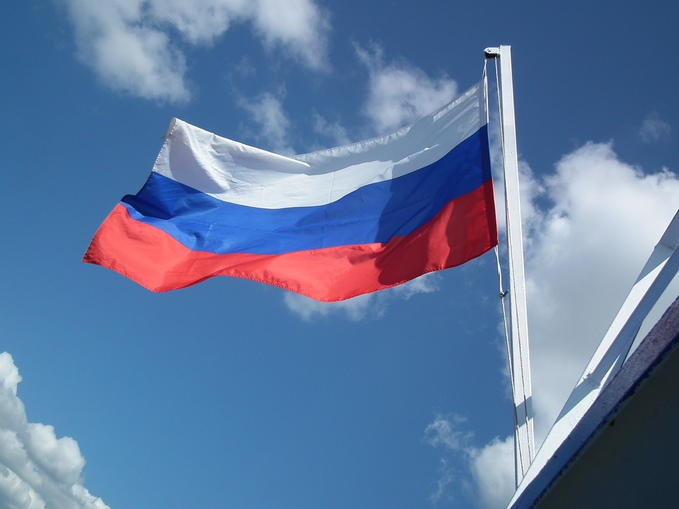 Blue-Russia-Moscow-Flag-White-Red-Flutter-Clouds-2845376.jpg