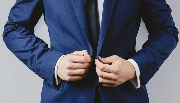 businessman-4914044__340.jpg