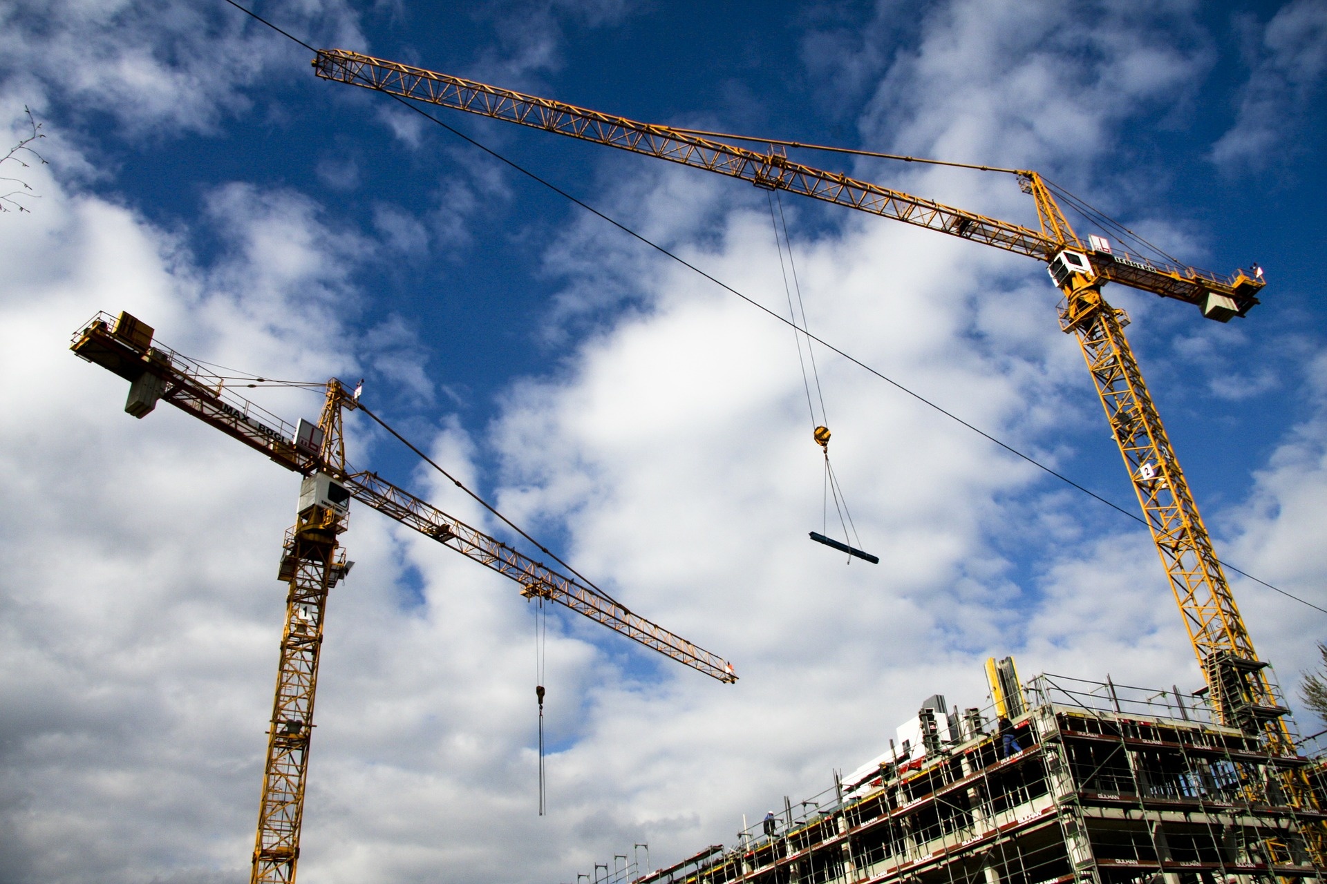 construction-site-285645_1920.jpg