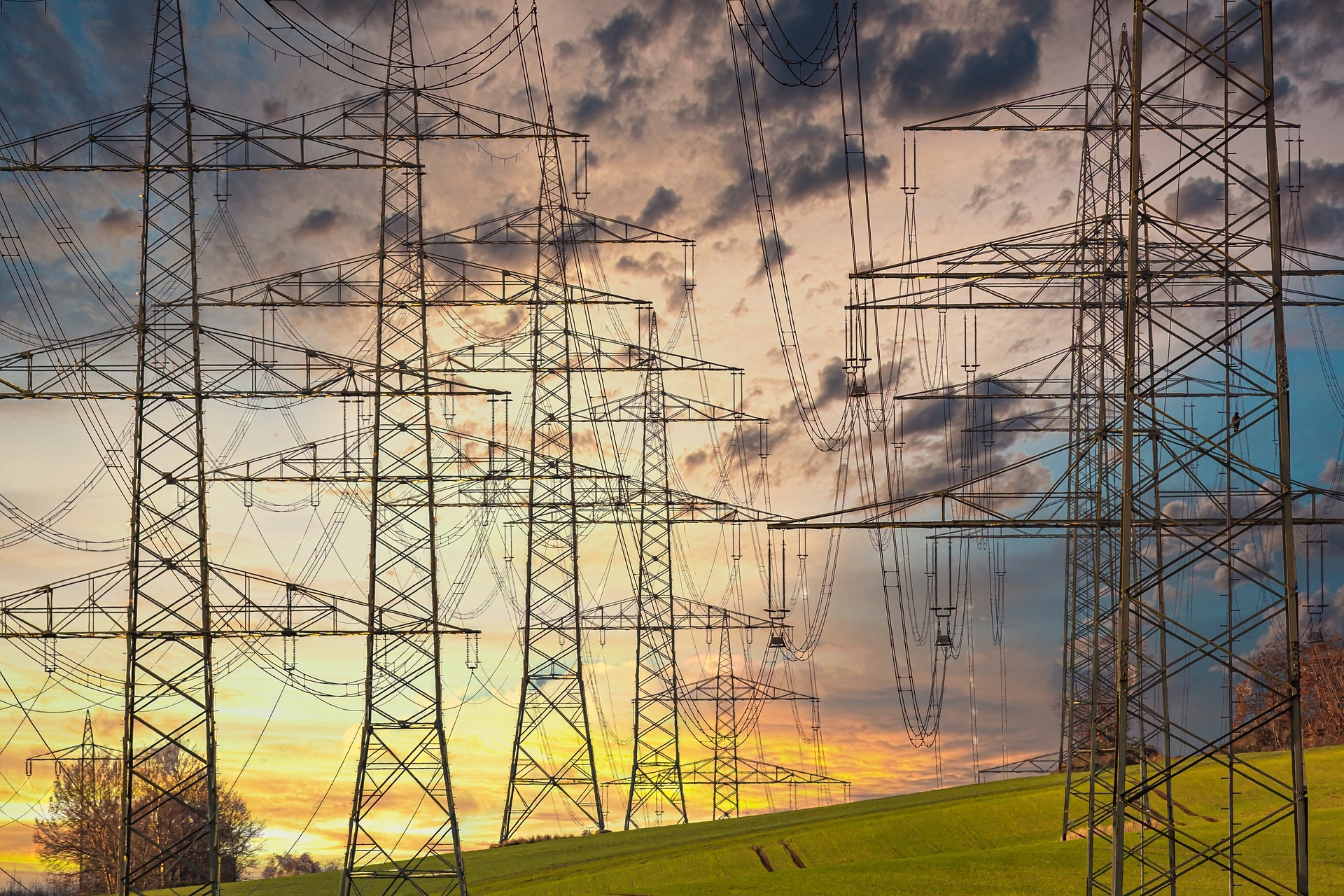 electricity-g1b4a7dbc2_1920.jpg