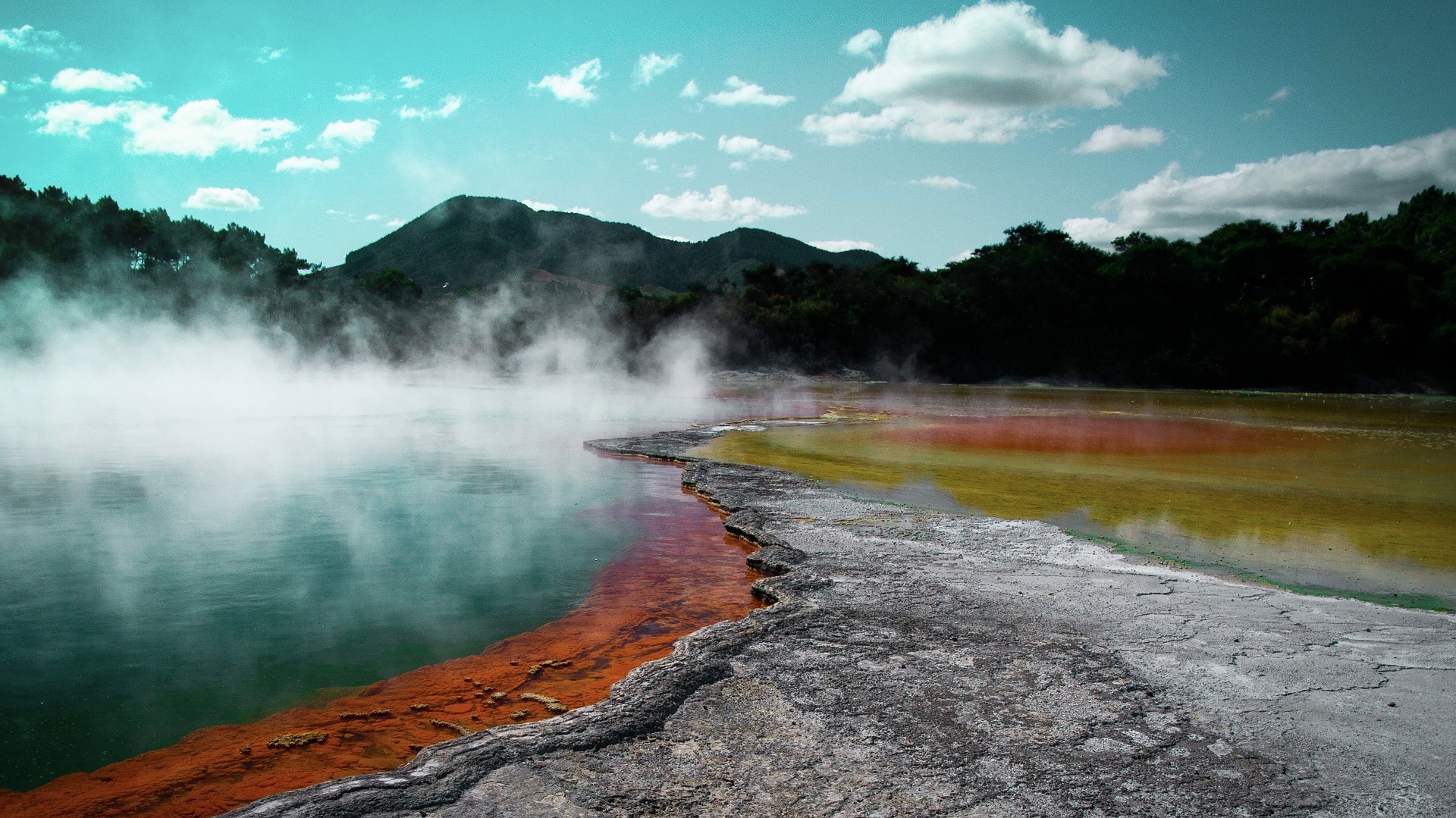 hot-source-g042d607c5_1920.jpg