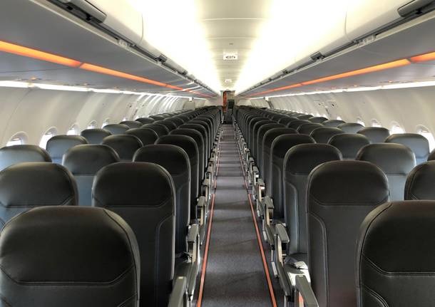 il-nuovo-airbus-a321-neo-di-easyjet-782237.610x431.jpg