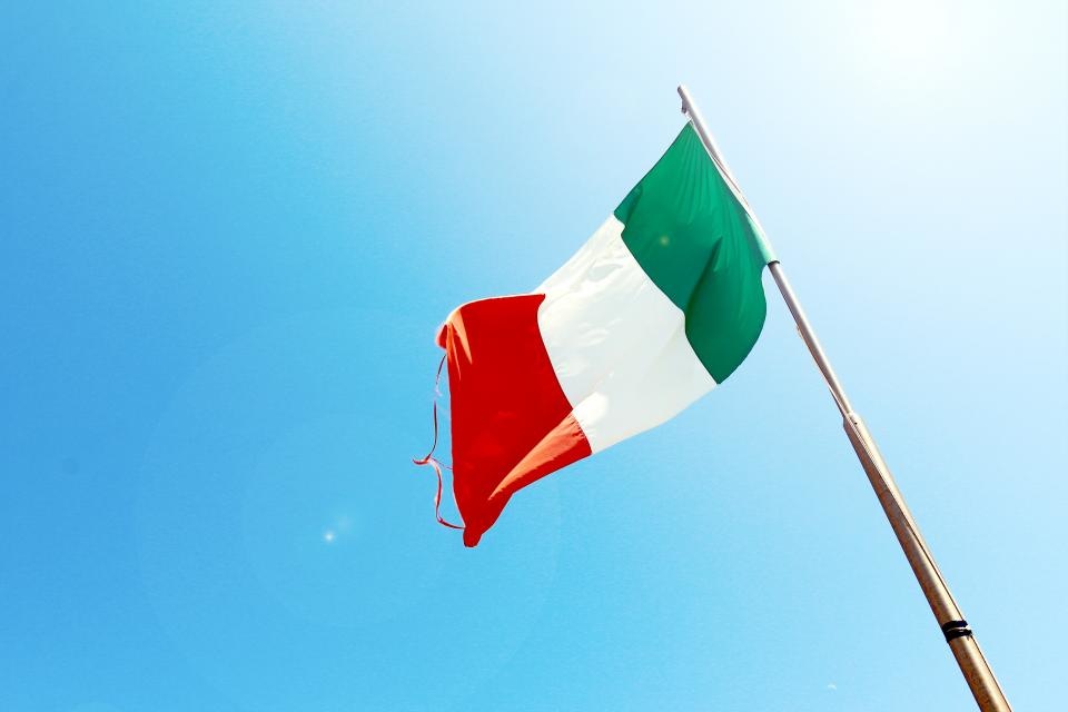 Italy-Italian_BOUAHJWHG5.jpg