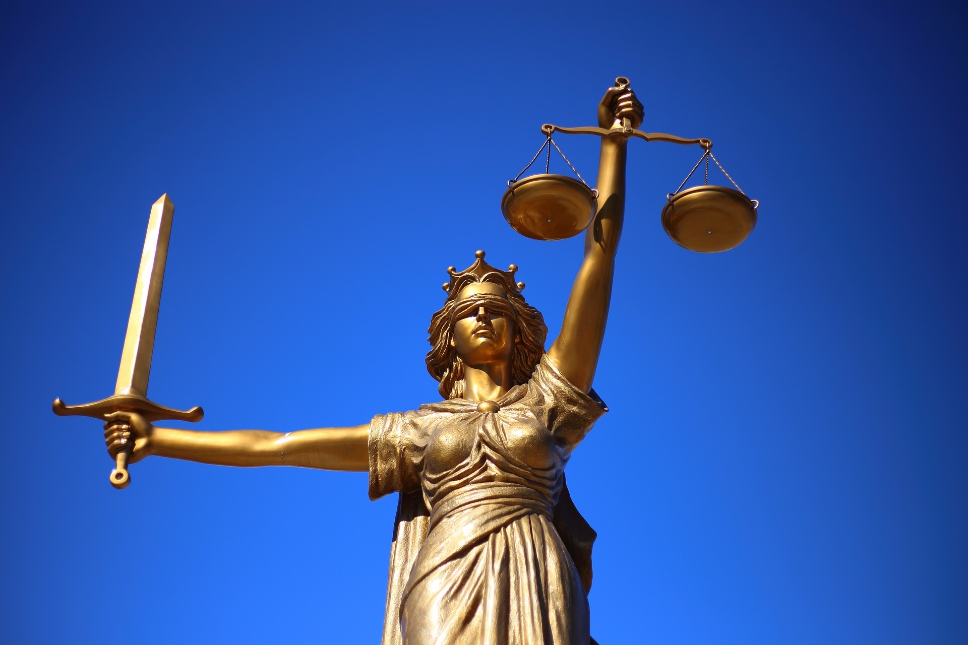 justice-gfc814234e_1920.jpg