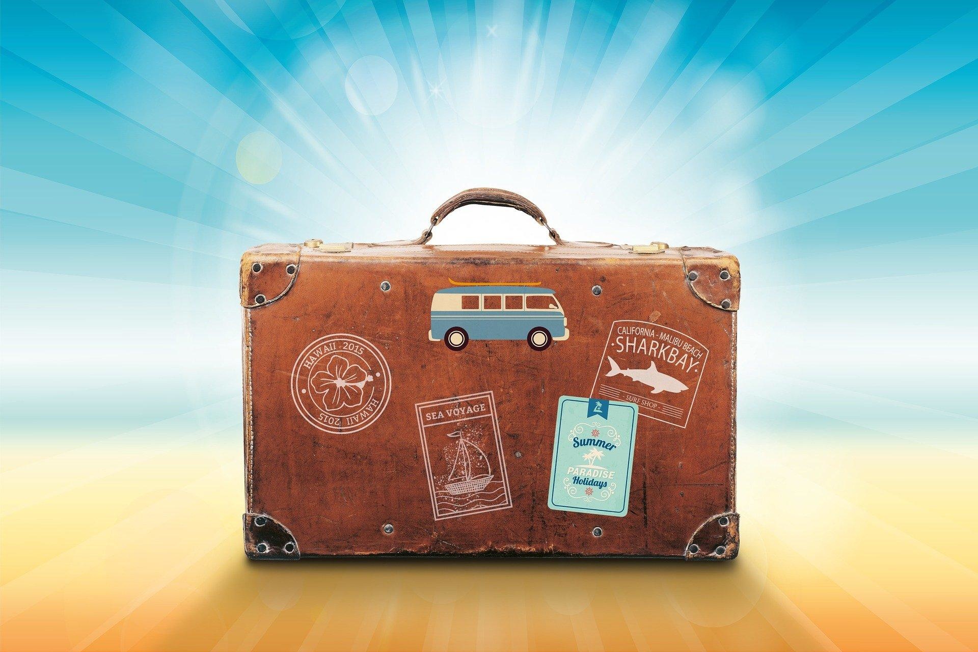 luggage-1149289_1920-1618395002778.jpg--.jpg